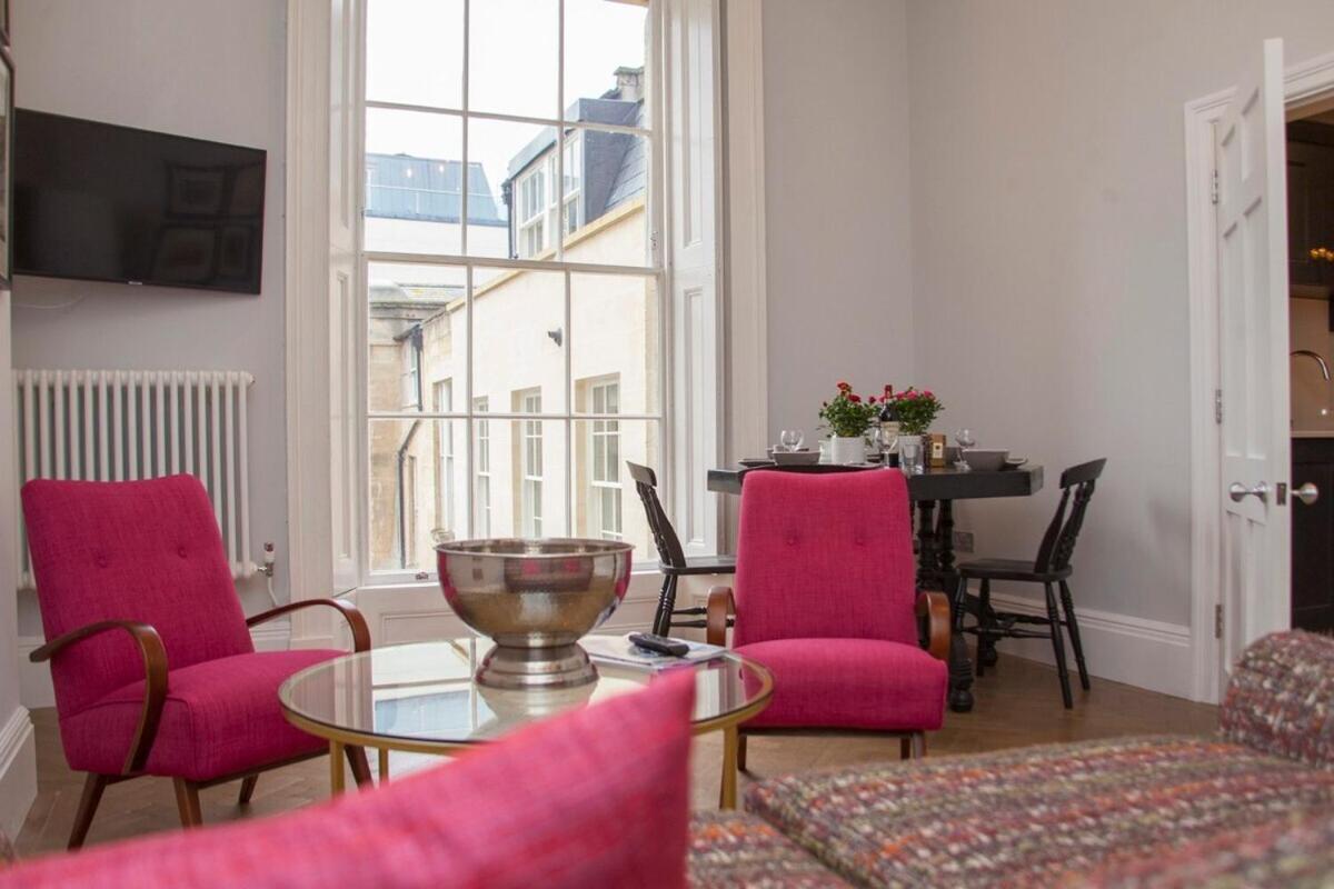 Stylish City Centre Apartment - Bath Eksteriør bilde